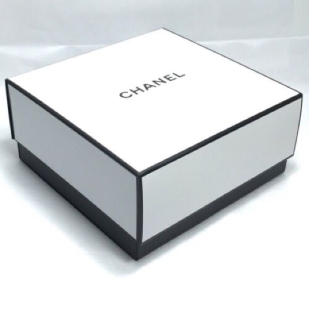 Chanel Box